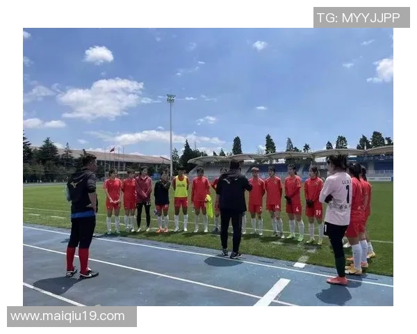 上海足球队默契配合提升战斗力助力球队冲击更高目标