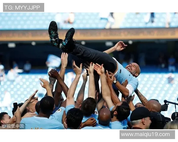 英超排球巨献揭秘北京排球队默契配合的背后故事与训练秘辛 英超排球巨献揭秘北京排球队默契配合的背后故事与训练秘辛