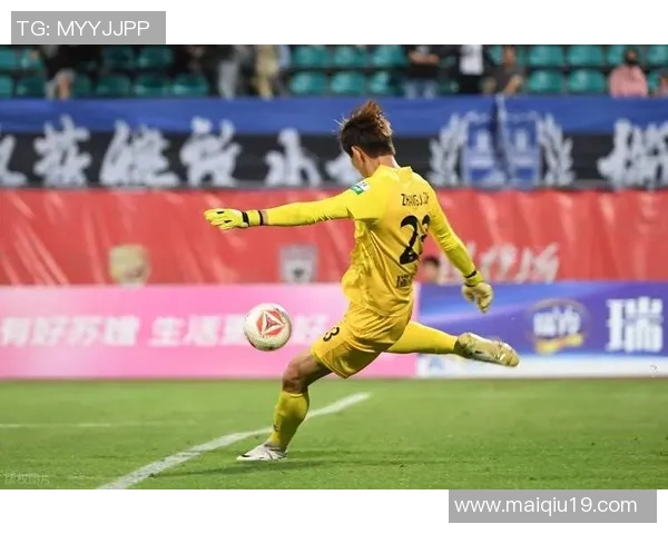 实时新闻上海足球队速度之美大满贯点评展现球队风采与战术魅力